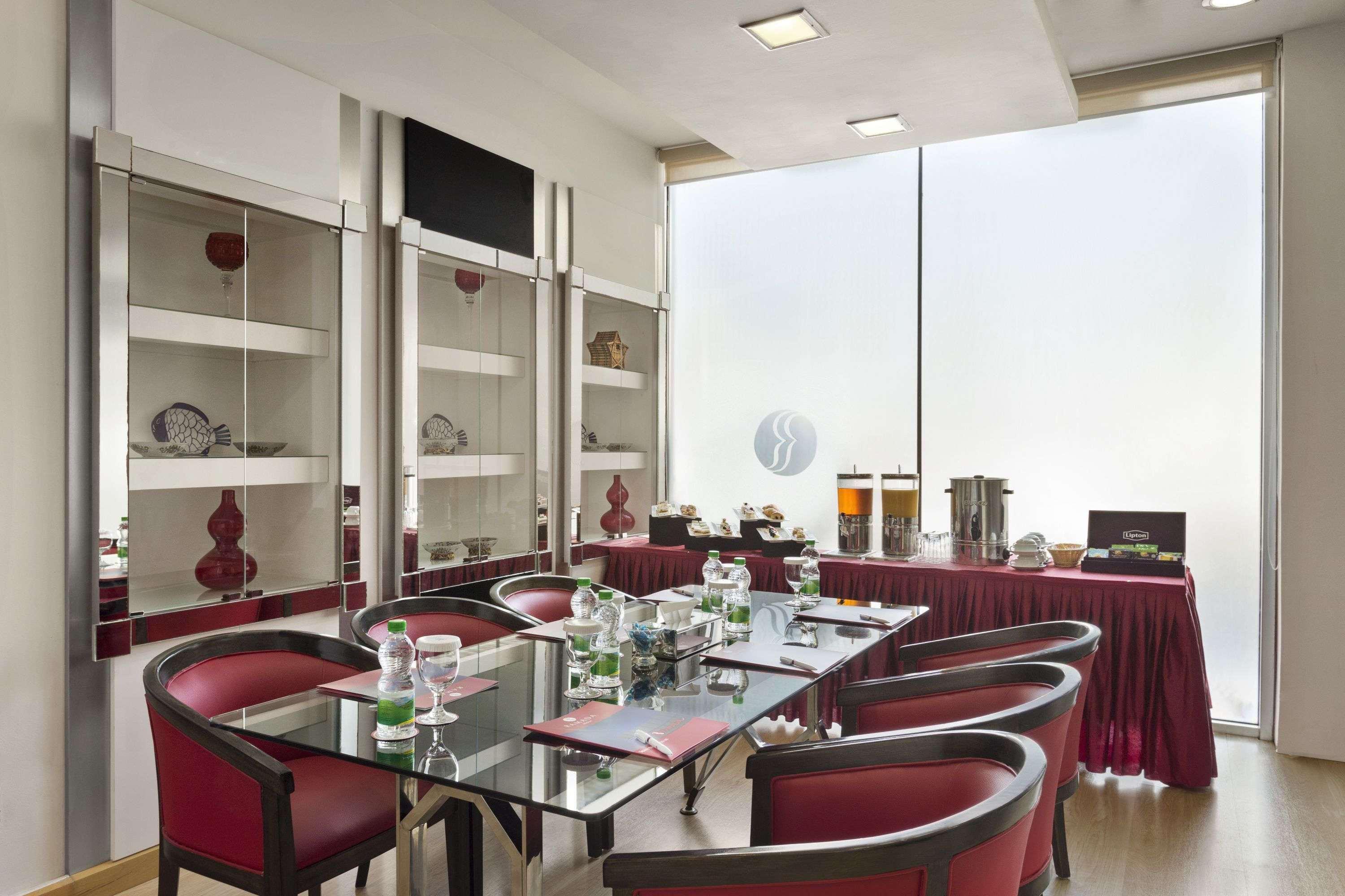 Ramada Qurum Beach Hotel Μουσκάτ Εξωτερικό φωτογραφία
